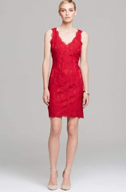 Adrianna Papell - Floral Lace V-Neck Sleeveless Dress 41895500