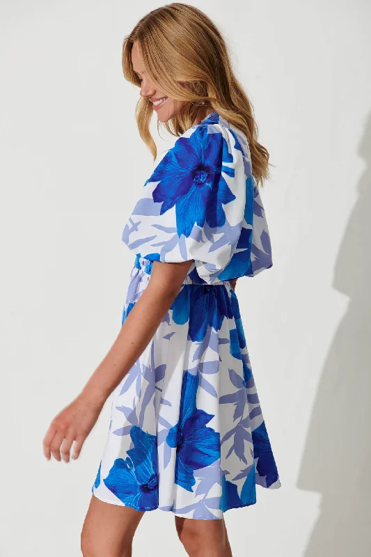 Geri Dress In White With Blue Flower Print