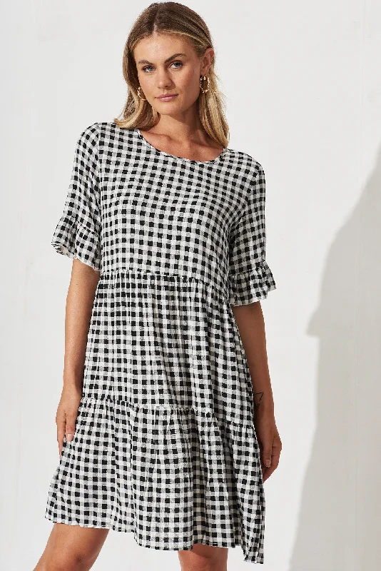 Malani Dress In Black With White Check