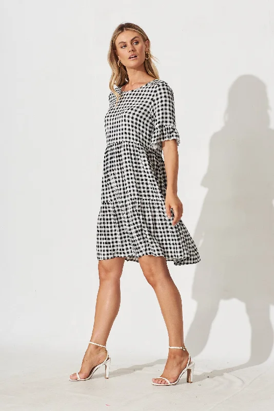 Malani Dress In Black With White Check