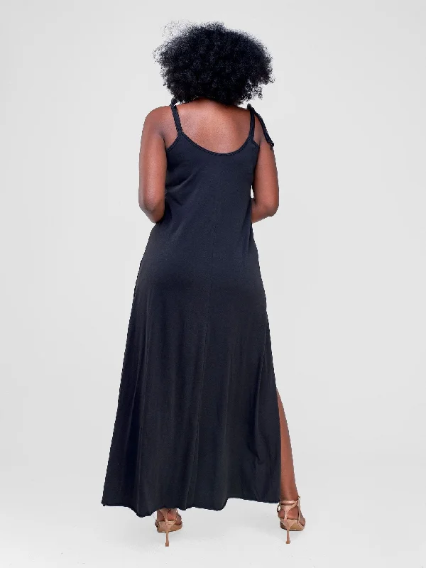 Zoya Chill Strappy Maxi Dress - Black