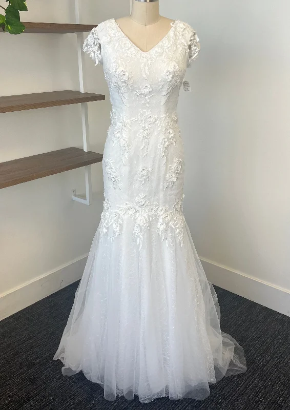 3D Lace Fitted Pritchett Gown 2