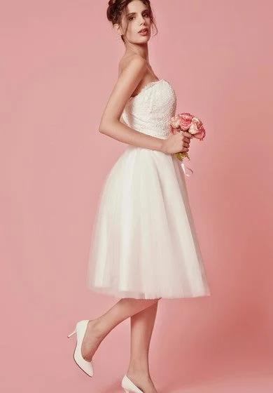 Aristocratic Cap-sleeve High Neck Tea-length Dress With Lace Top