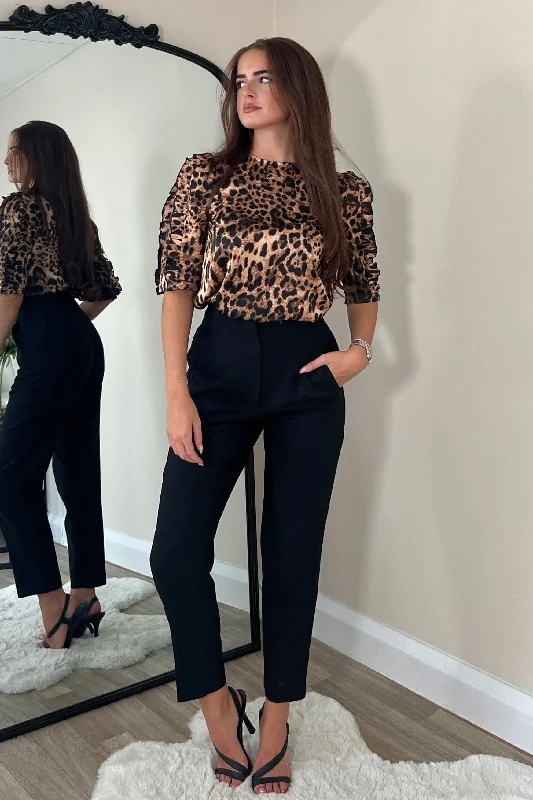 Steals and Deals Await!Asher Leopard Print Frill Sleeve Top
