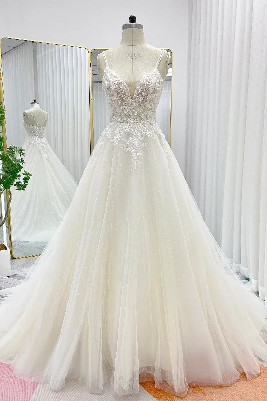 Limited Deals, Unlimited Savings!A-Line Court Train Lace Tulle Wedding Dress CW3271