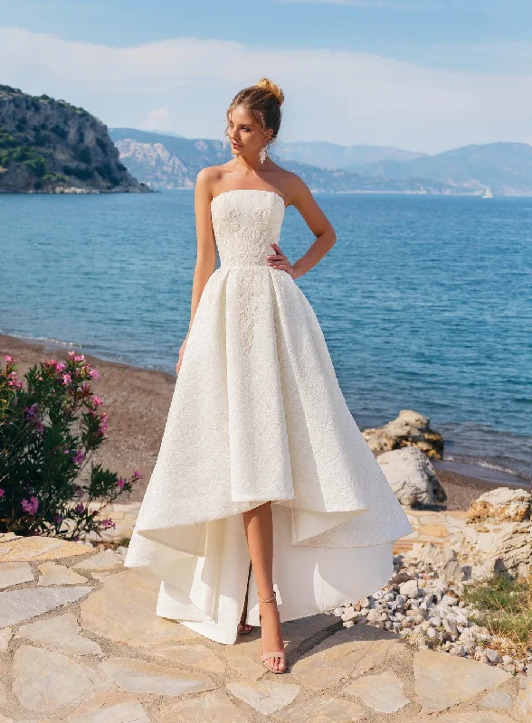 Grab Yours Before It’s Too Late!Asymmetrical Wedding Gown