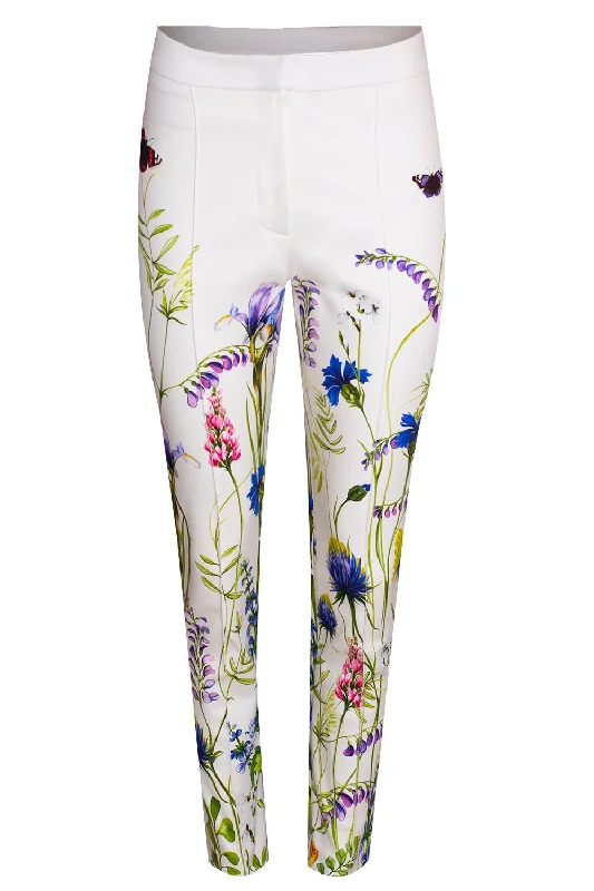 Save Like Never Before!Daphne Pant