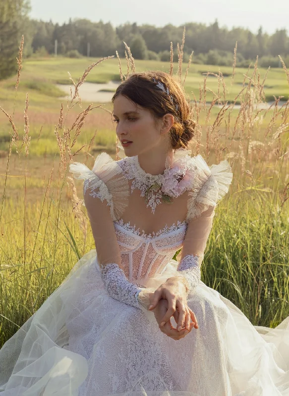 Best Deals Just for You!Exquisite Long Sheer Sleeve Sweetheart Wedding Dress