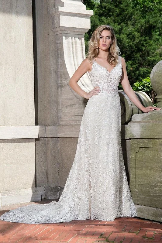 Huge Price Cuts Await!Rachel Allan Bridal - M622 Embroidered V-neck A-line Dress