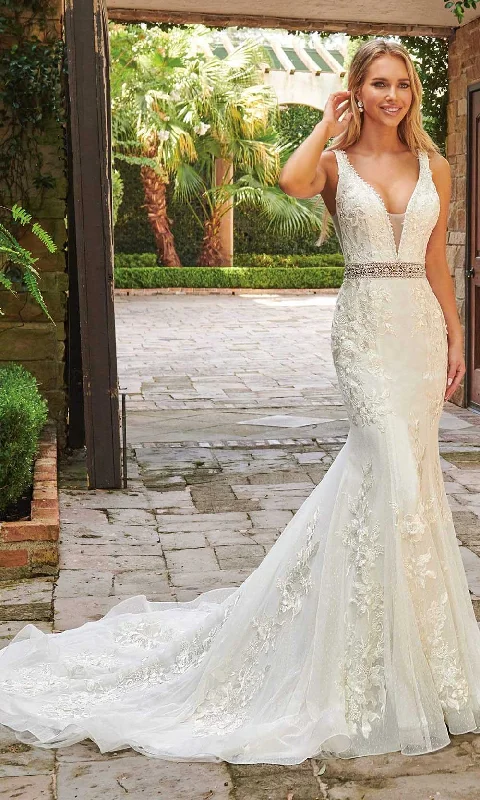 Flash Sale – Act Fast!Rachel Allan - M785 Embroidered Deep V Neck Mermaid Gown With Overlay