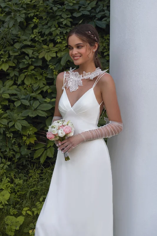Steals and Deals Await!Sexy Spaghetti Strap V-Neck Silk Wedding Gown with Decoration Steals and Deals Await!Sexy Spaghetti Strap V-Neck Silk Wedding Gown with Decoration