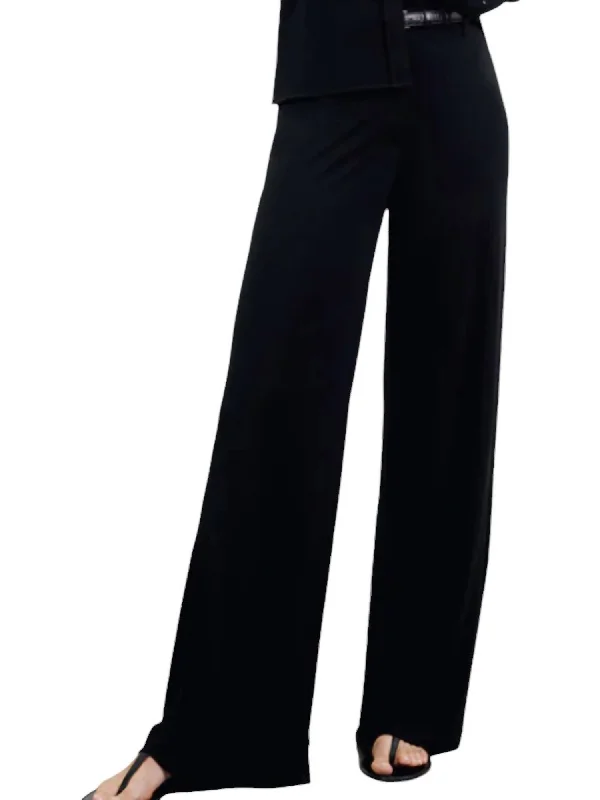 Save More with Every Purchase!Women's Kiera Jersey Pants In Black