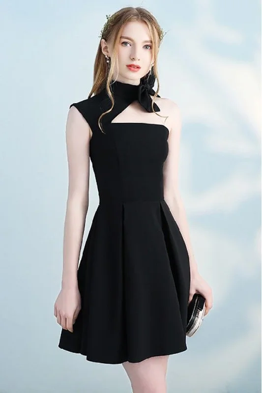 Shop the Hottest Deals!Black Halter Short Homecoming Dress Open Back with Bow cg13323 Shop the Hottest Deals!Black Halter Short Homecoming Dress Open Back with Bow cg13323