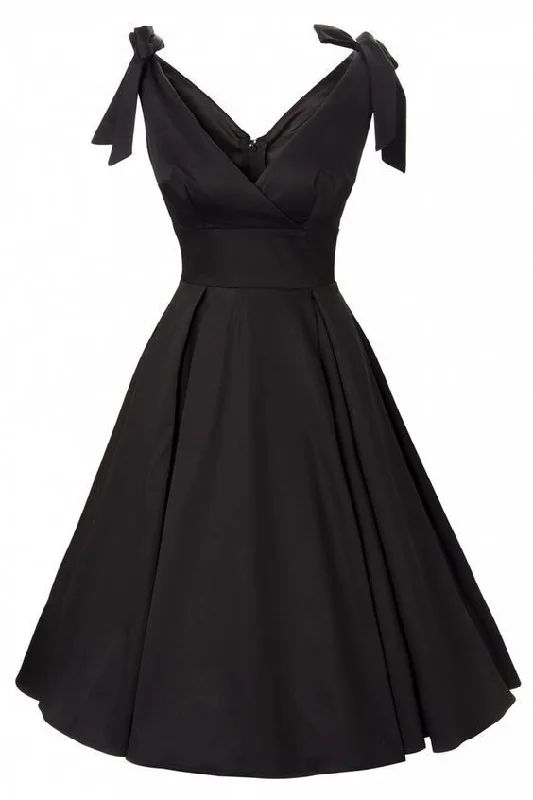 Huge Price Cuts Await!Black Short Homecoming Dress , V Neck Homecoming Dress cg13965 Huge Price Cuts Await!Black Short Homecoming Dress , V Neck Homecoming Dress cg13965