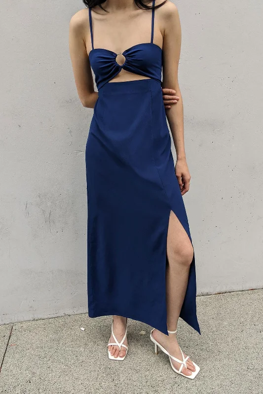 The Best Offers Are Here!CUTOUT MIDI DRESS