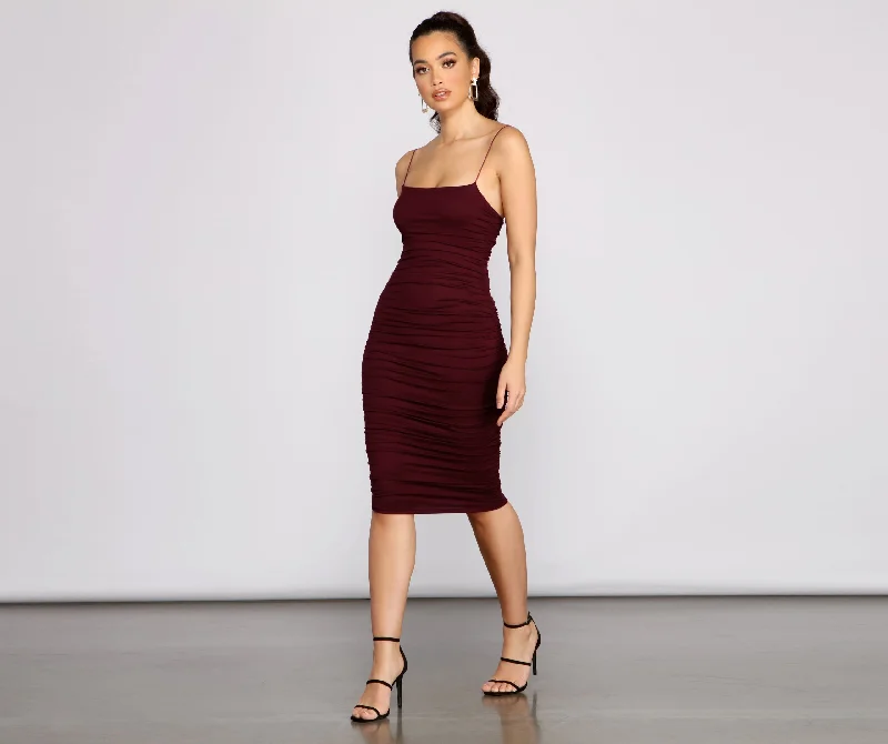 Shop Today, Save Tomorrow!Heart Of Glam Ruched Midi Dress