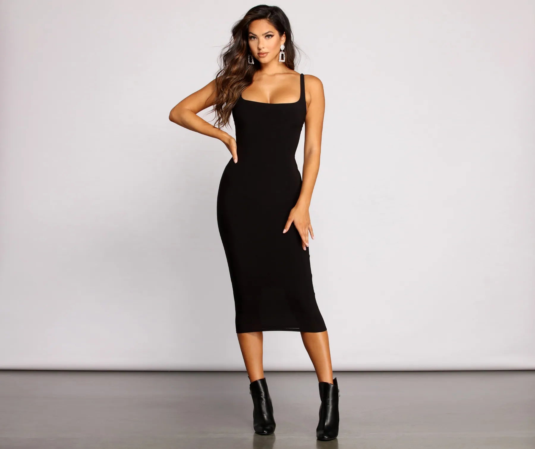 Find Your Perfect Deal Today!So Into You Basic Knit Midi Dress