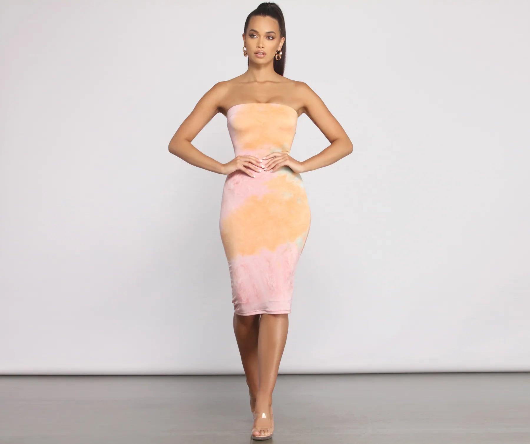 The Best Deals Won’t Wait!Strapless Tube Tie Dye Midi Dress