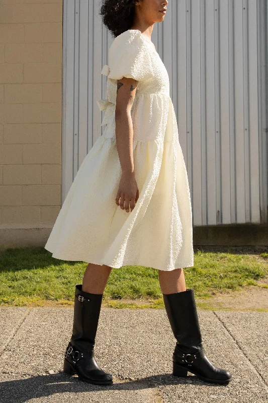 Shop More, Spend Less!TEXTURED PUFF SLEEVE MIDI DRESS