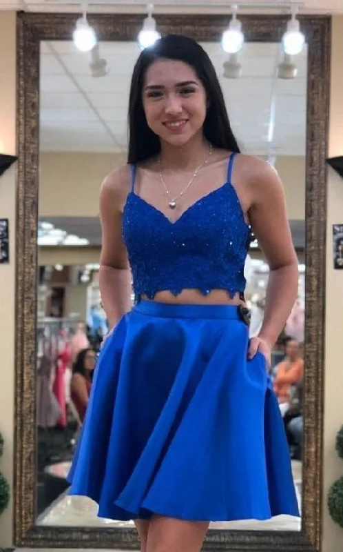 The Best Deals Won’t Wait!Two Pieces Short Royal Blue Homecoming Dress    cg13238