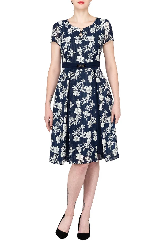 Get More, Spend Less – Shop Now!TWO PEARS-Floral A Line Pleated Dress