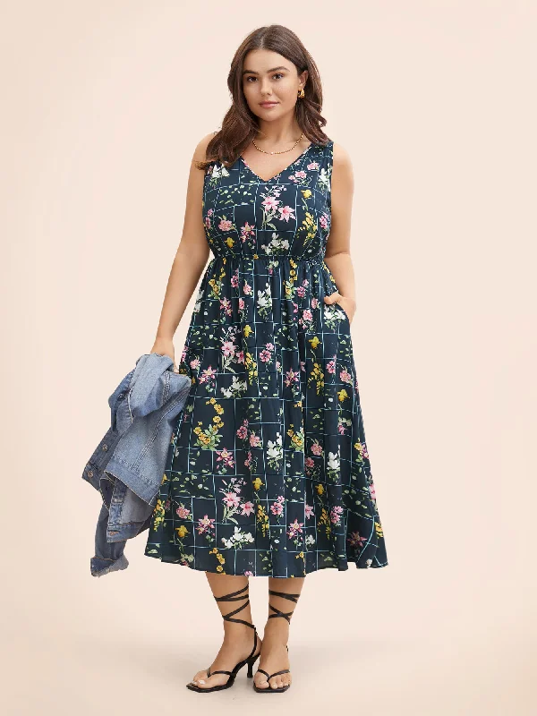 Unmissable Offers Await!Floral Print V Neck Sleeveless Gathered Dress
