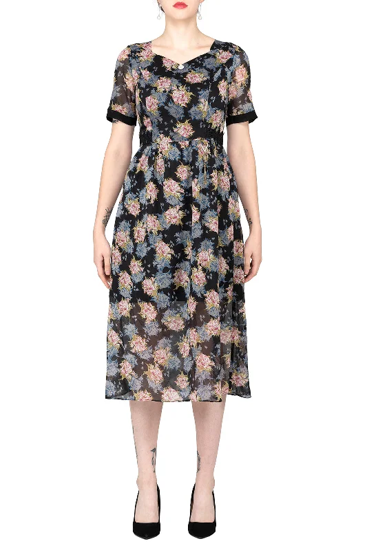 Get More for Less!TWO PEARS-Flowy Floral Print Dress