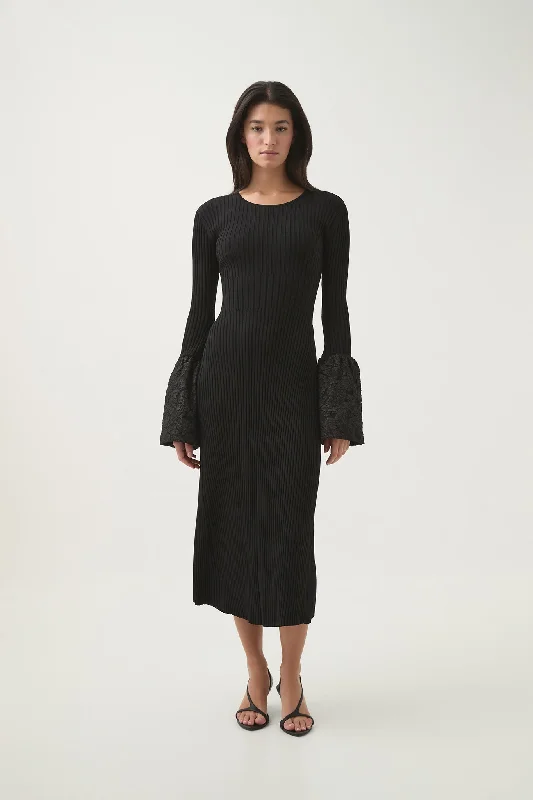 Hurry! While Supplies Last!Flute Knit Midi Dress