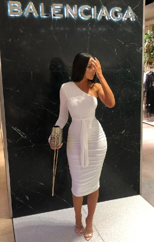Act Fast – Limited Time Savings!White One Shoulder Ruched Slinky Midi Dress - Savannah