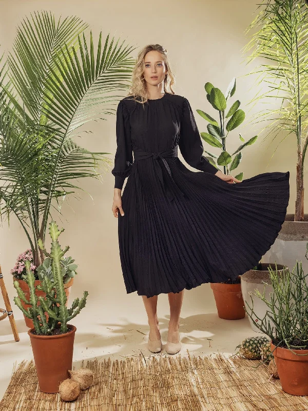Special Offer – Act Fast!BACK OVERLAY DRESS-BLACK