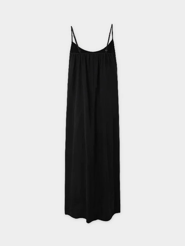 The Sale You’ve Been Waiting For!SOLID CREW NECK SLIP DRESS-BLACK