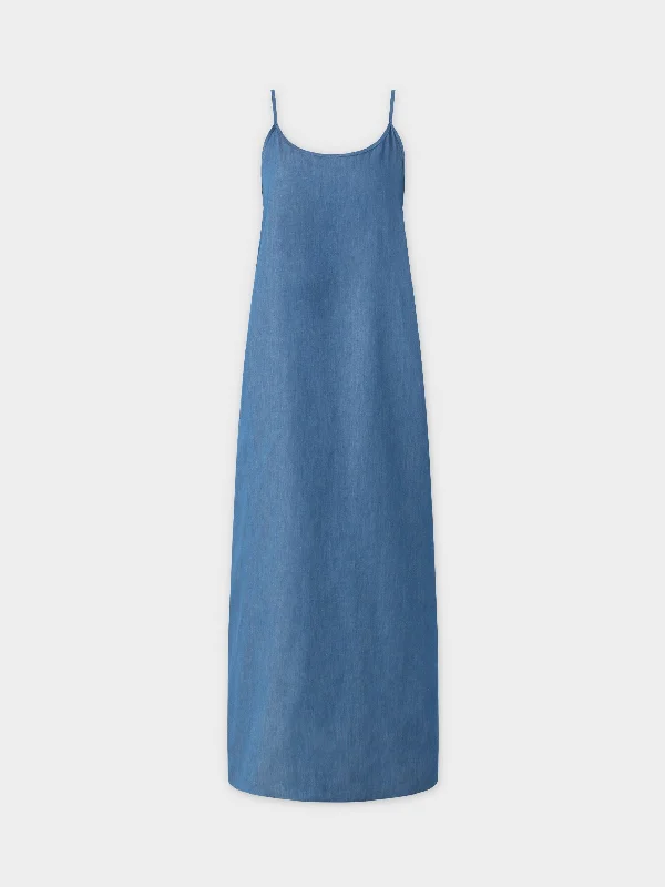 Grab Yours Before It’s Too Late!SOLID CREW NECK SLIP DRESS-BLUE DENIM