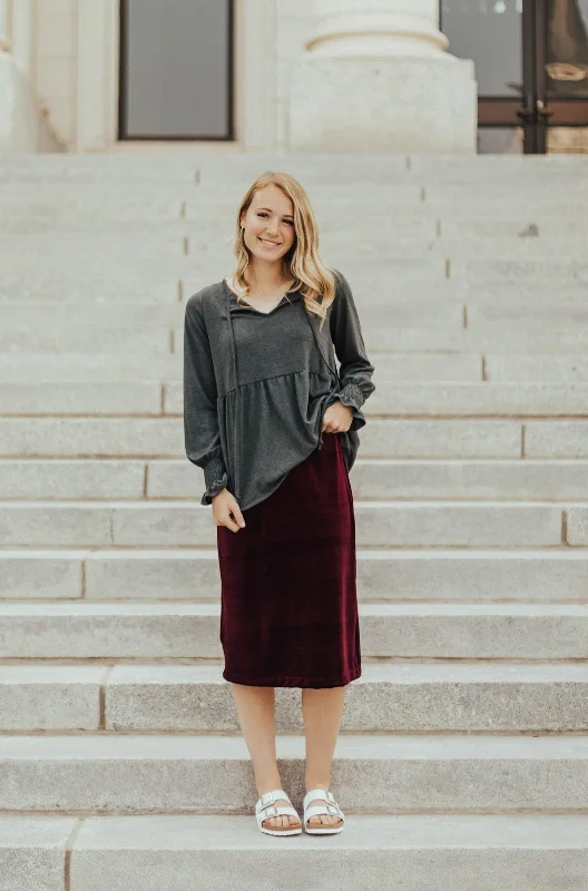 Unmissable Offers Await!Carrie Stretch Velvet Skirt Burgundy