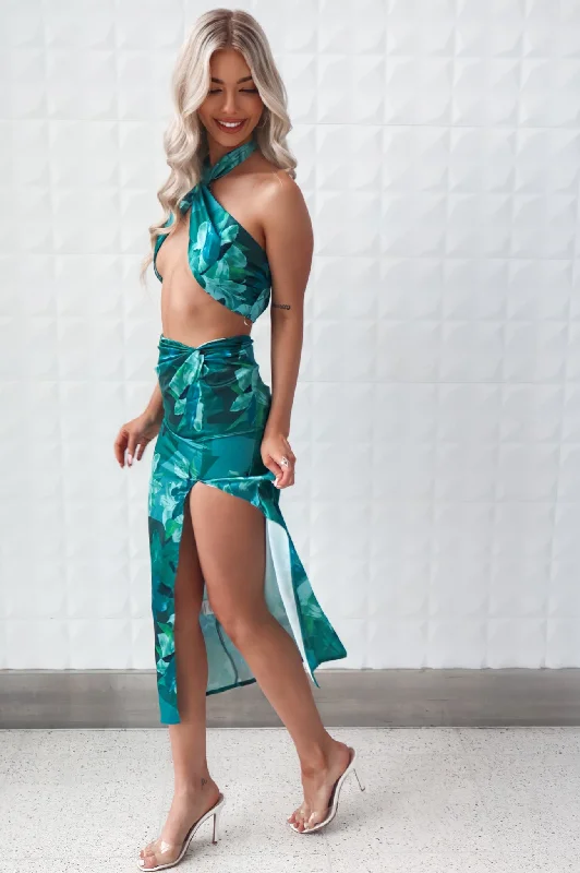 Don’t Wait – Deals Won’t Last!Kara Set Skirt- Green Floral