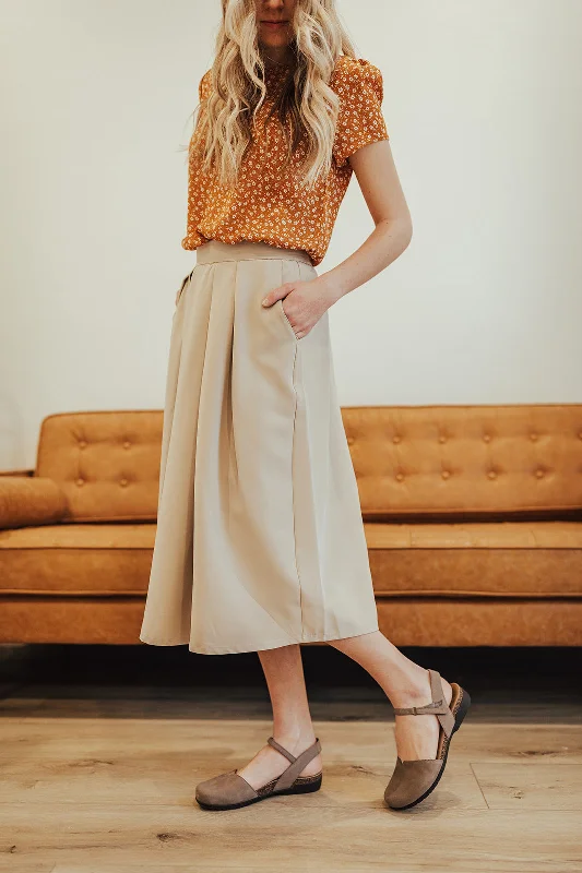 Only a Few Left – Order Now!Shelby Skirt Taupe