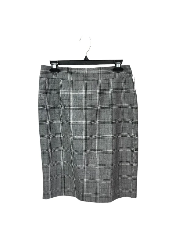 Upgrade for Less!Skirt Midi By Banana Republic In Plaid Pattern, Size: S