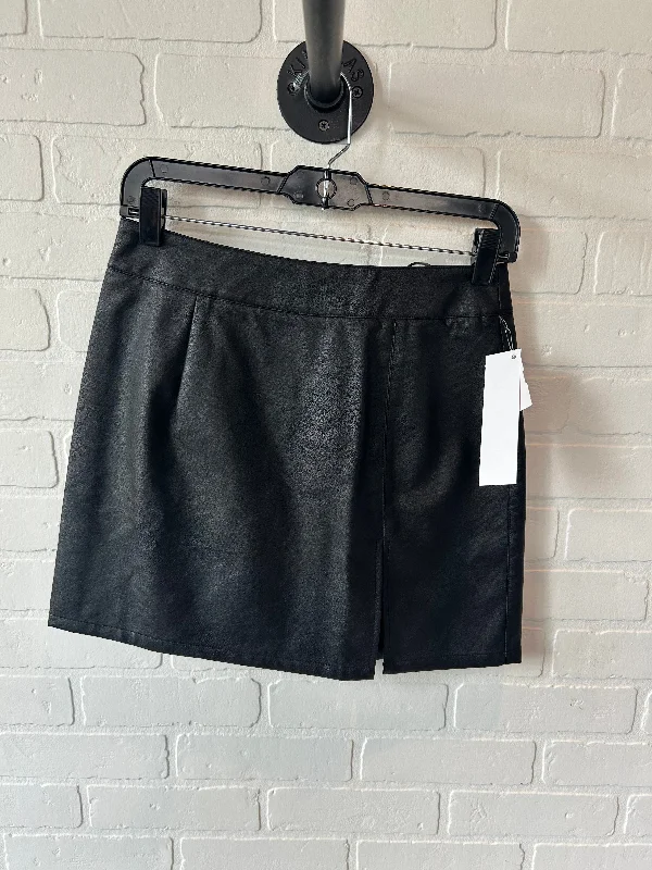 Stock Up and Save!Skirt Mini & Short By Cmc In Black, Size: 4