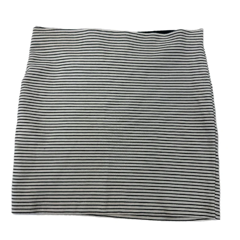 Shop Smart, Save Big!Skirt Mini & Short By Loft In Striped Pattern, Size: L