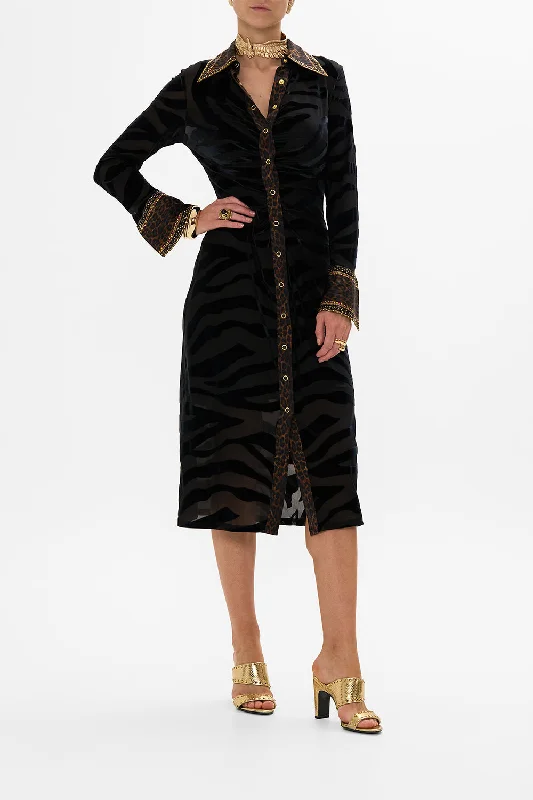 Don’t Wait – Deals Won’t Last!STRETCH VELVET ANIMAL SHIRT DRESS AMSTERGLAM