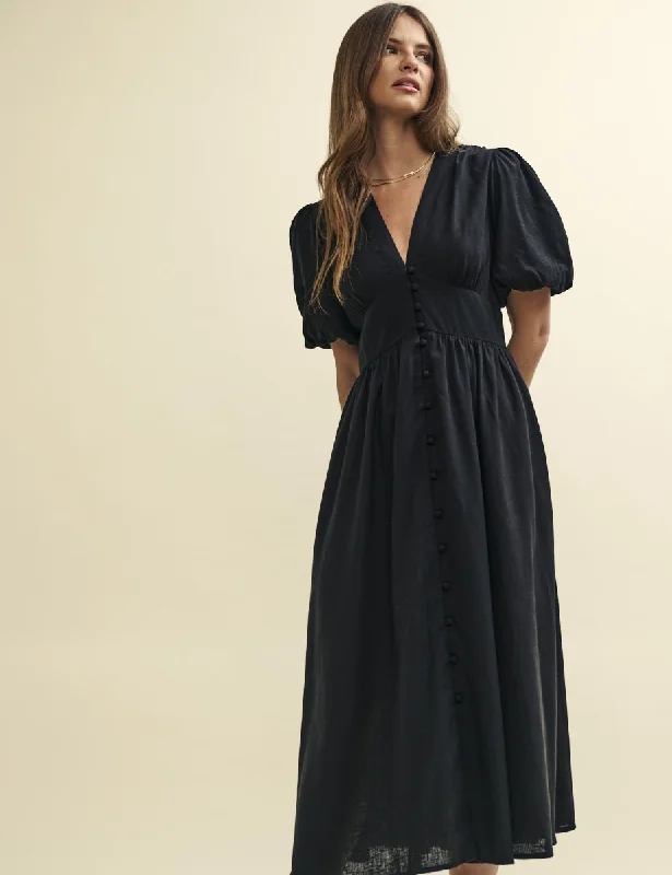 Get Ready to Save!Black Starlight Midaxi Dress
