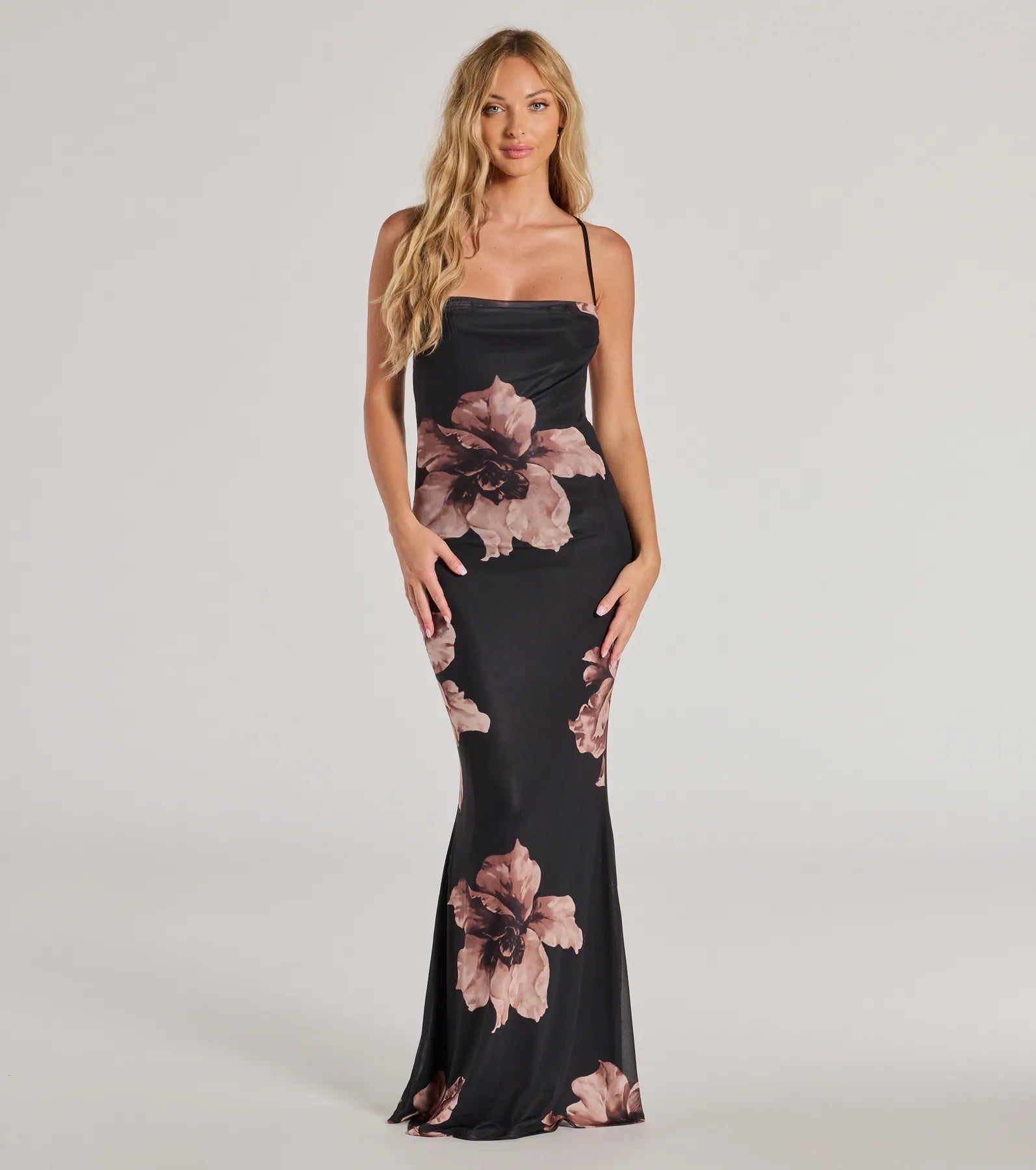 Snag the Best Prices Now!Romance Era Floral Lace-Up Back Long Mermaid Dress