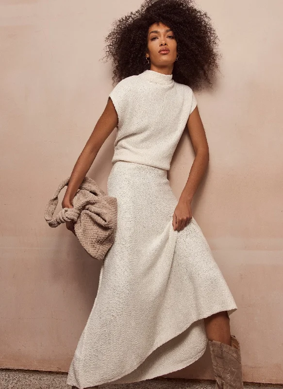 Limited Time Offer!White Textured Midi Dress